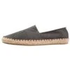 Pier One Espadrilles - Grey 1 Pier One Espadrilles - Grey -Mode Herenkleding Winkel 0ea04fc32ec34e2fbbefd3430809b363