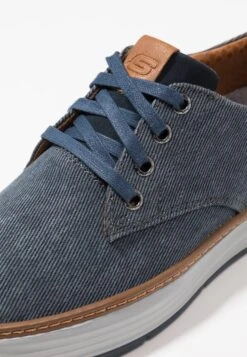 Skechers Moreno - Sneakers Laag - Navy 13 Skechers Moreno - Sneakers Laag - Navy -Mode Herenkleding Winkel 0f483186ef2d4c709380bf9bbbb87ebf