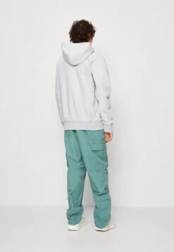 HUF Madison Heavyweight Hoodie Unisex - Hoodie - Heather Grey 10 HUF Madison Heavyweight Hoodie Unisex - Hoodie - Heather Grey -Mode Herenkleding Winkel 11b4c01852a84d5f8e7be14840332548