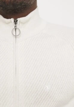 Pier One Vest - Off White 17 Pier One Vest - Off White -Mode Herenkleding Winkel 12f50cfec4f740af859fc7d913891ed3