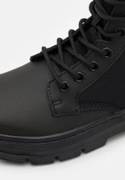 Dr. Martens Combs Ii Unisex - Veterboots - Black 13 Dr. Martens Combs Ii Unisex - Veterboots - Black -Mode Herenkleding Winkel 13dc1310c82a454cab85e34afea75610