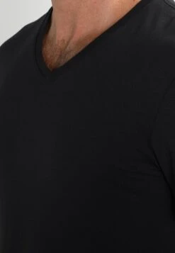 Pier One 2 Pack - T-Shirt Basic - Black -Mode Herenkleding Winkel 144a18a099e5428c92602fed22a8b338