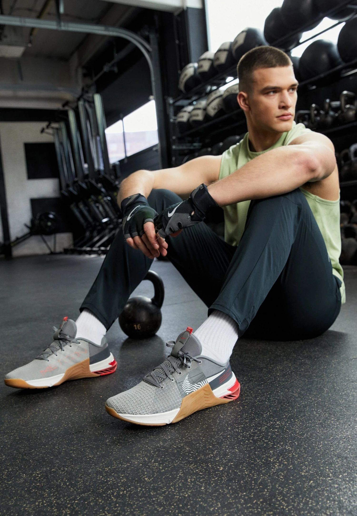 Nike Performance Metcon 8 Unisex - Trainingsschoen - Flat Pewter/Phantom/Med Brown/Light Crimson/Adobe/Cobblestone 4 Nike Performance Metcon 8 Unisex - Trainingsschoen - Flat Pewter/Phantom/Med Brown/Light Crimson/Adobe/Cobblestone - Afbeelding 2