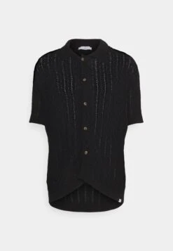 Les Deux Garrett Knitted Shirt - Vest - Black 12 Les Deux Garrett Knitted Shirt - Vest - Black -Mode Herenkleding Winkel 2ee1fdb1729f43b48e2862afbd4b9fab