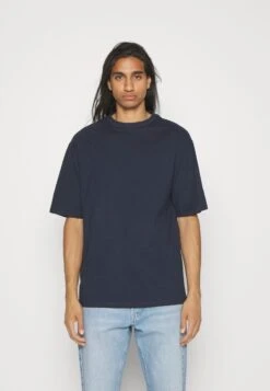 YOURTURN 3Pack Unisex - T-Shirt Basic - Olive, Beige, Dark Blue 11 YOURTURN 3Pack Unisex - T-Shirt Basic - Olive, Beige, Dark Blue -Mode Herenkleding Winkel 3a45bf4e9b6b4590a3261b663e6d5967