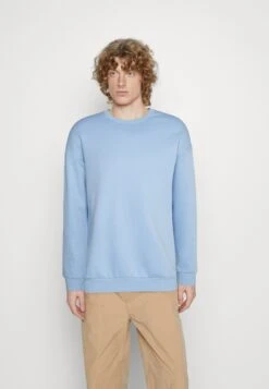 YOURTURN Unisex 2 Pack - Sweater - Light Blue/Mottled Grey 11 YOURTURN Unisex 2 Pack - Sweater - Light Blue/Mottled Grey -Mode Herenkleding Winkel 3c3be47ec9754ce39da1360967e82c62