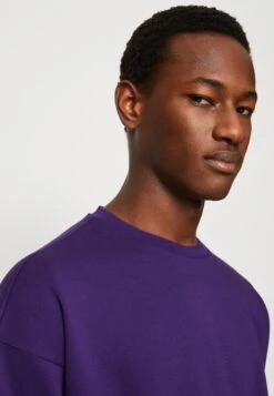 YOURTURN Unisex - Sweater - Purple -Mode Herenkleding Winkel 422dece4f4c7482f84f3073fde8c2921