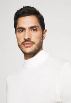 Pier One Trui - White 13 Pier One Trui - White -Mode Herenkleding Winkel 5f0d1b0fc9994eb4a0ce0d288748551c