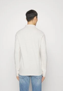 Boss Passerby - Poloshirt - Light Beige Seven 9 Boss Passerby - Poloshirt - Light Beige Seven -Mode Herenkleding Winkel 68cd38f1a7374033b6cecc0e6d37bbb2