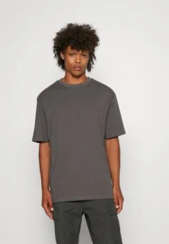 YOURTURN 3Pack Unisex - T-Shirt Basic - White/Dark Grey /Dark Brown 12 YOURTURN 3Pack Unisex - T-Shirt Basic - White/Dark Grey /Dark Brown -Mode Herenkleding Winkel 8446bb65aa8c4f748e53fa465d32e18f