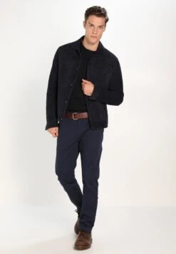 Pier One Basic Crewneck - Trui - Black 8 Pier One Basic Crewneck - Trui - Black -Mode Herenkleding Winkel 8dc46f5e260841f1b540590a7499dc58