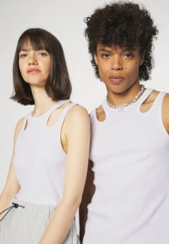 YOURTURN Unisex - Top - White 11 YOURTURN Unisex - Top - White -Mode Herenkleding Winkel 8ff9e4be9ad0402da2b149f952dd547f