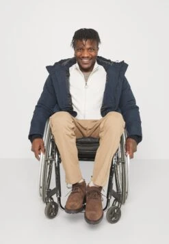 Pier One Vest - Off White 15 Pier One Vest - Off White -Mode Herenkleding Winkel 90d97e053d224200bd224084b6e217cc