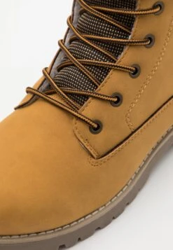 Pier One Veterboots - Camel 13 Pier One Veterboots - Camel -Mode Herenkleding Winkel 95a2d9914735411f8f4d64bde59e7c2c