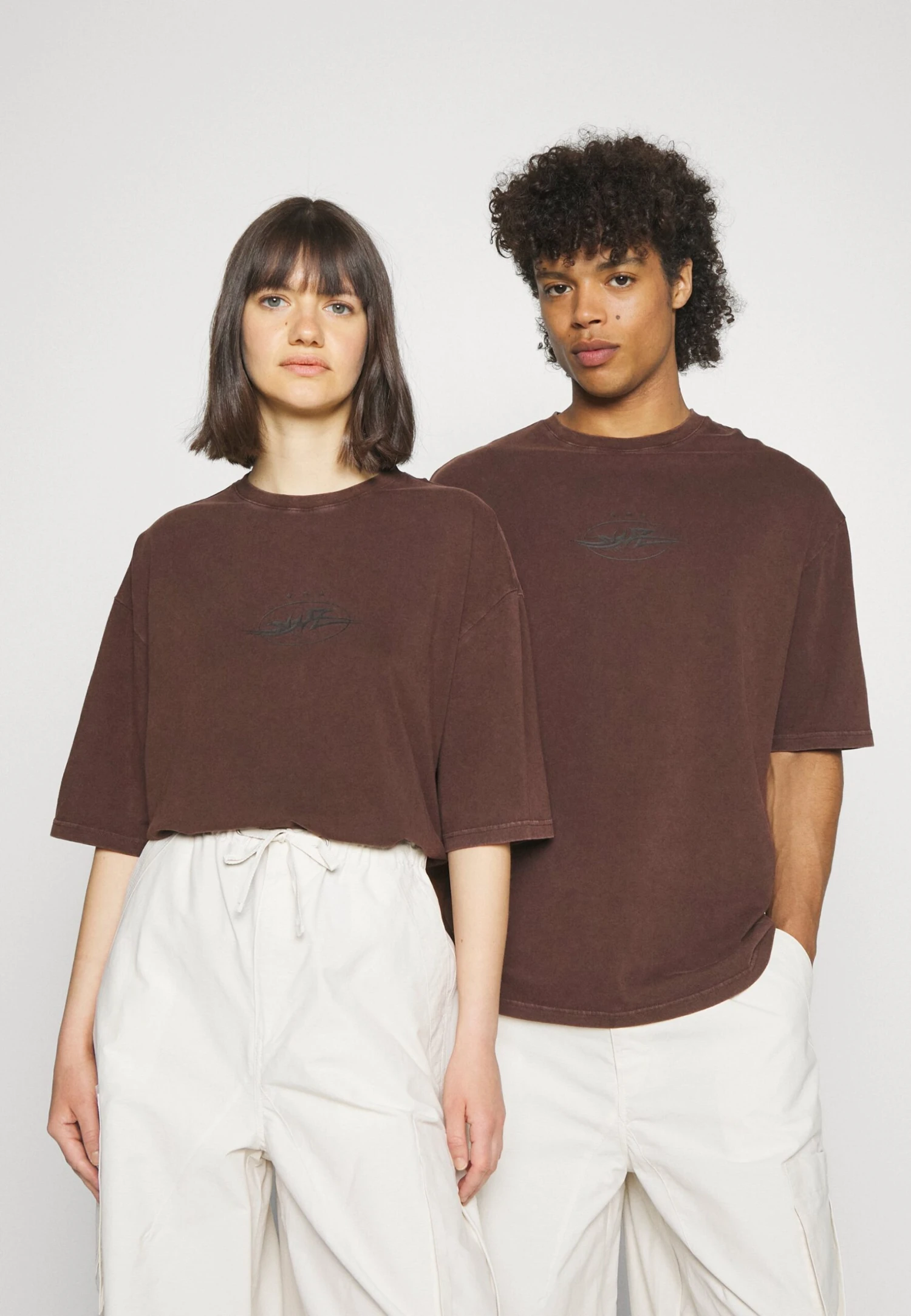 YOURTURN Unisex - T-Shirt Print - Dark Brown 3 YOURTURN Unisex - T-Shirt Print - Dark Brown