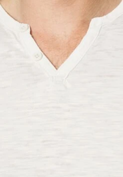 Pier One T-Shirt Basic - Off-White -Mode Herenkleding Winkel 98d0da50953649dd880949f058c3b43f