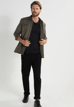 Pier One 2 Pack - T-Shirt Basic - Black -Mode Herenkleding Winkel 9976636ad4d5445cae17323f7b1eb017