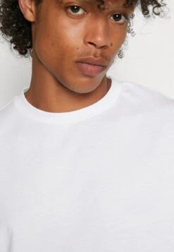 YOURTURN 3Pack Unisex - T-Shirt Basic - White/Dark Grey /Dark Brown 15 YOURTURN 3Pack Unisex - T-Shirt Basic - White/Dark Grey /Dark Brown -Mode Herenkleding Winkel 9cc1721b3402401b88b213443ab72aa1