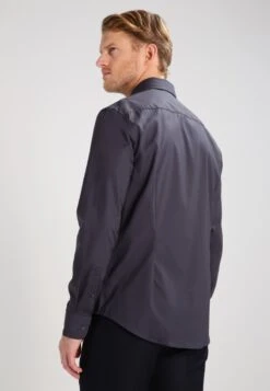 Pier One Overhemd - Dark Grey 10 Pier One Overhemd - Dark Grey -Mode Herenkleding Winkel 9fad9facc9224179b76cc931138c380e