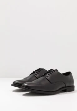 Pier One Veterschoenen - Black 10 Pier One Veterschoenen - Black -Mode Herenkleding Winkel a2a973057de24004ab268e8c05f6528f