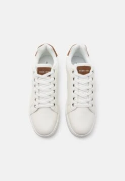 Pier One Sneakers Laag - White 11 Pier One Sneakers Laag - White -Mode Herenkleding Winkel a459a37a54644a3aa05e27c6f0a40515
