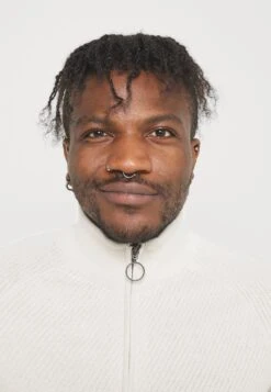 Pier One Vest - Off White 16 Pier One Vest - Off White -Mode Herenkleding Winkel a6e87c920a6e46b1a88e5281364b634e