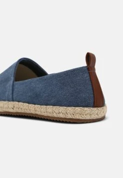 Pier One Rena Espadrille Unisex - Espadrilles - Blue 13 Pier One Rena Espadrille Unisex - Espadrilles - Blue -Mode Herenkleding Winkel b517ee1340354961ae649b3a0c38da46