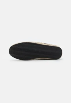 Pier One Espadrilles - Black 12 Pier One Espadrilles - Black -Mode Herenkleding Winkel b9233e76adb544fcb2b923461f13d6c2
