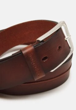 Bugatti Riem - Whisky -Mode Herenkleding Winkel bc37b74ec4b34cab889936a6168e49fa