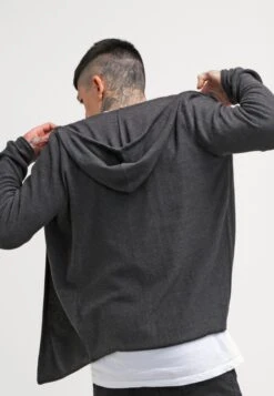 Pier One Vest - Mottled Dark Grey 10 Pier One Vest - Mottled Dark Grey -Mode Herenkleding Winkel bea149fe85464cfc9895f311915f78d6