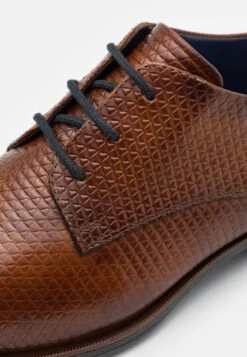 Bugatti Zavinio - Veterschoenen - Cognac 13 Bugatti Zavinio - Veterschoenen - Cognac -Mode Herenkleding Winkel c412ed9dfd7c4b9ab917a6e5b0bb0a18