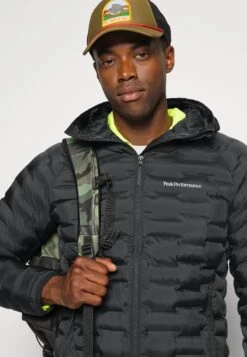 Peak Performance Argon Light Hood Jacket - Outdoorjas - Black -Mode Herenkleding Winkel cf03bcc8fed046be99978f6ef29424c7
