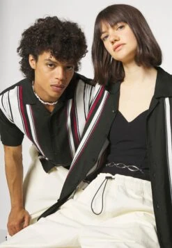 YOURTURN Bowling Unisex - Overhemd - Black -Mode Herenkleding Winkel cf0a271c0d134b08b10e0f7858315eeb