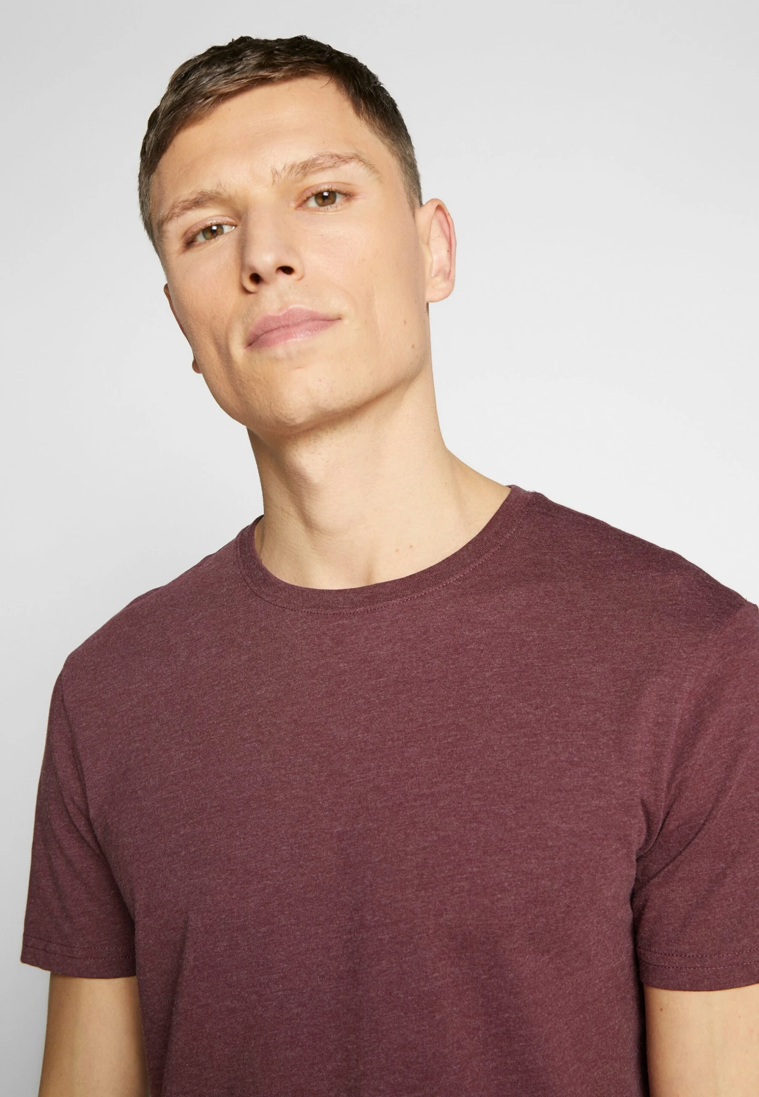 Pier One 3 Pack - T-Shirt Basic - Mottled Bordeaux/White/Blue 7 Pier One 3 Pack - T-Shirt Basic - Mottled Bordeaux/White/Blue - Afbeelding 5