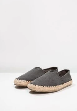 Pier One Espadrilles - Grey 10 Pier One Espadrilles - Grey -Mode Herenkleding Winkel d3f6d93cf6a84c038fa1e85511b70aa4