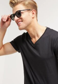 Pier One 2 Pack - T-Shirt Basic - White/Black 11 Pier One 2 Pack - T-Shirt Basic - White/Black -Mode Herenkleding Winkel e073533816284d398e474fb2d3238a21