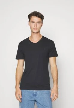 Pier One V Neck Bird Tonal 3 Pack - T-Shirt Basic - Light Brown/White/Dark Blue -Mode Herenkleding Winkel e08d0778ecd941aa94fa4e322df34f7c