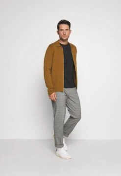 Pier One 2 Pack - Longsleeve - White/Black -Mode Herenkleding Winkel e4cda864c02146c5a014440431b18626