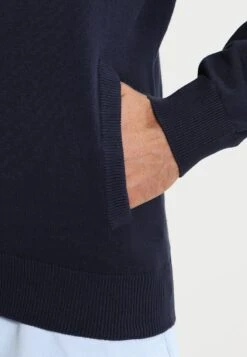 Pier One Vest - Dark Blue 12 Pier One Vest - Dark Blue -Mode Herenkleding Winkel e62addd86f7d455da520c0bc5f1efee8