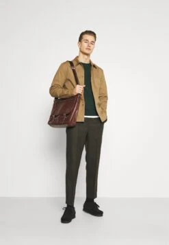 Pier One Basic Crewneck - Trui - Mottled Dark Green -Mode Herenkleding Winkel eb84a8f377ec474ab86e9d50a09dfb61