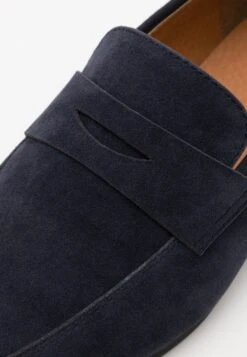 Pier One Instappers - Dark Blue 13 Pier One Instappers - Dark Blue -Mode Herenkleding Winkel f9035fe5ef234c679800ecb1c5610f9e